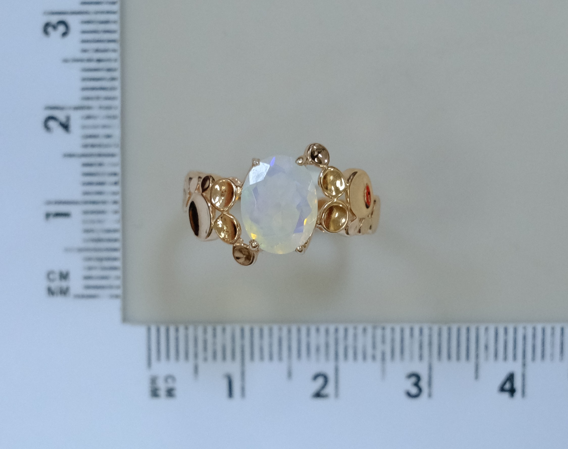 Серебряное кольцо с опалом